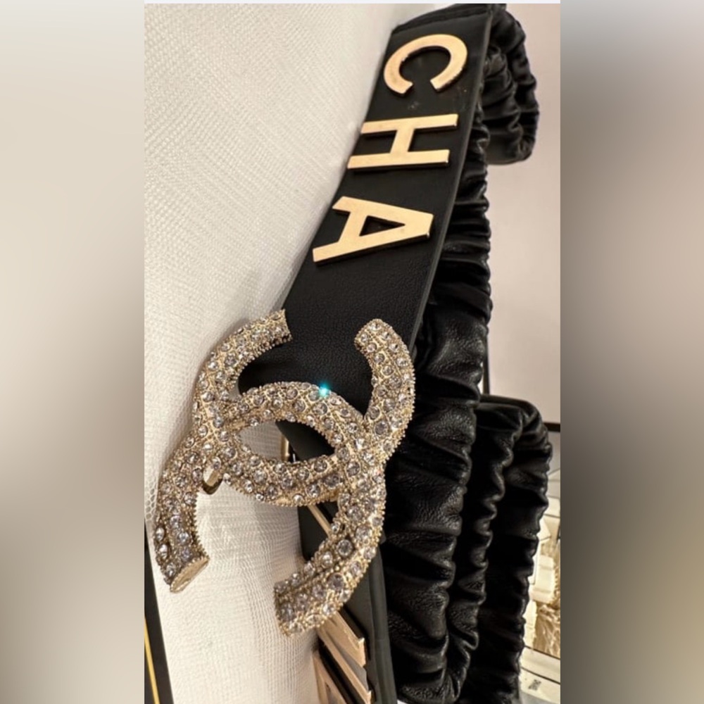 Gold CHA NEL Crystal interlocking CC Black Leather Scrunch Waist Belt & Box XS S - Picture 6 of 14